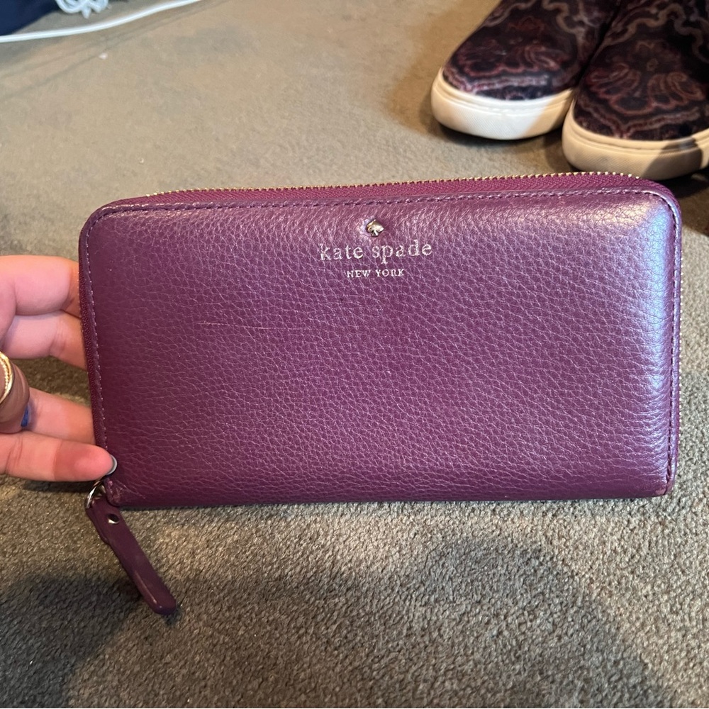 Barely used Kate spade wallet
